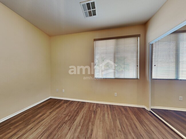 Building Photo - 2028 Silver Blaze Ct