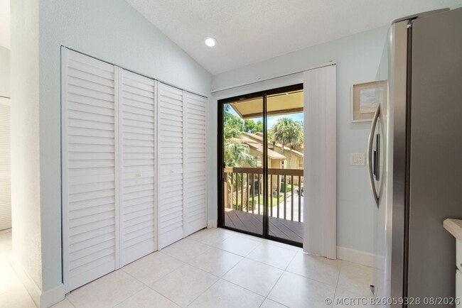 Building Photo - 13095 Belhaven Ct