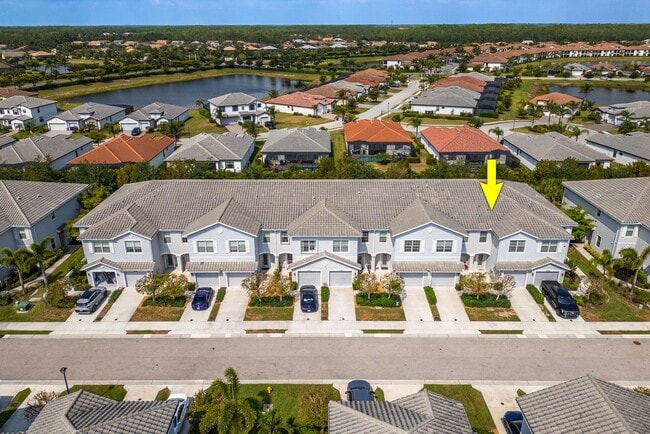 Building Photo - Experience Town Home living.. Welcome to W...