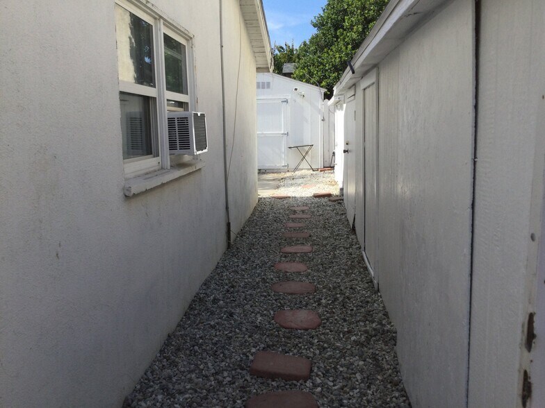 Building Photo - 20957 Community St