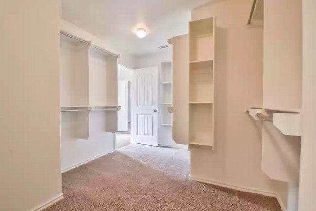 Building Photo - Upland Heights 3 Bedroom 2 bathroom Home!