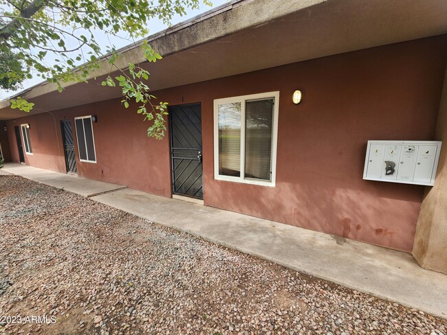 Building Photo - 2735 W Tuckey Ln
