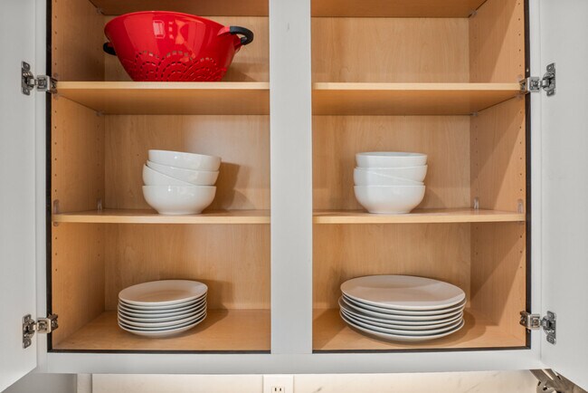 Building Photo - 2901 Indiana St