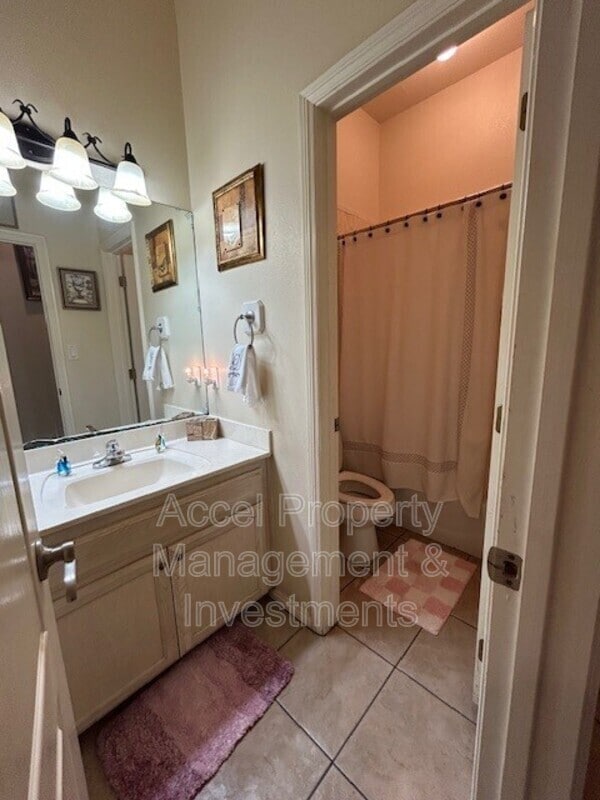 Building Photo - 5018 S Hummer Ln