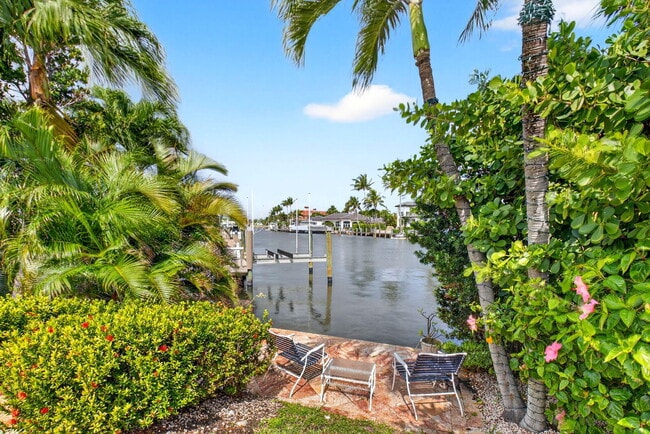 Building Photo - 30 Spanish River Dr