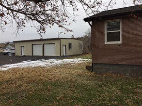 Building Photo - Charming 2 Bedroom Home with basement