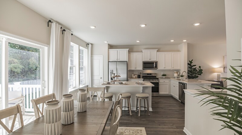 Building Photo - 527 N Palace Dr