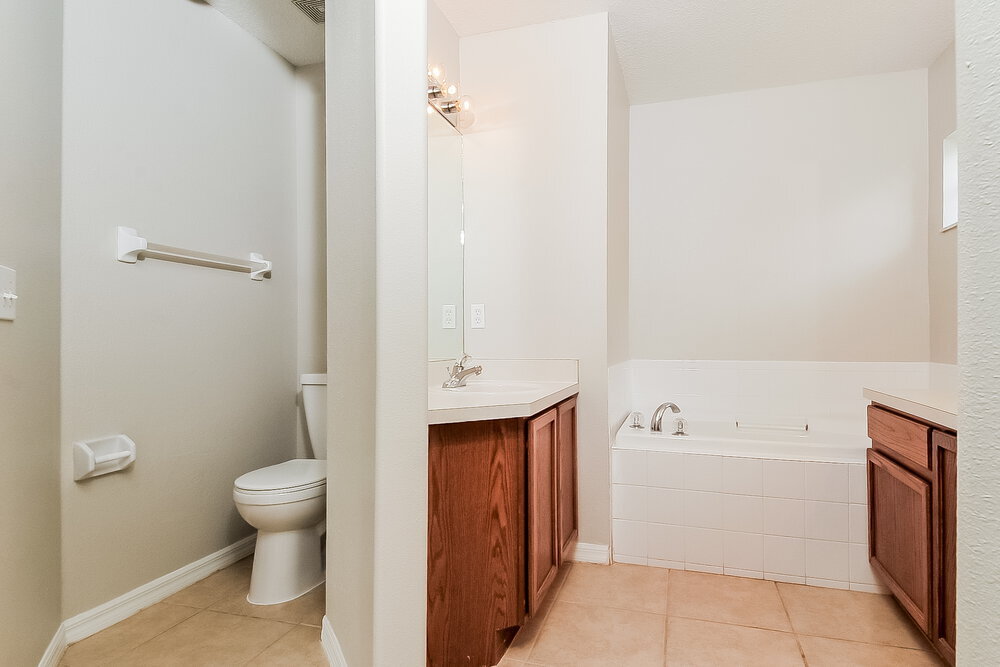 Building Photo - 7862 Bristol Park Dr