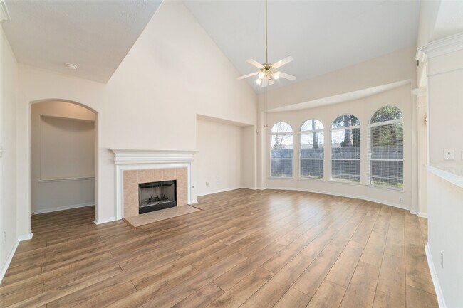 Building Photo - 2638 Long Leaf Dr