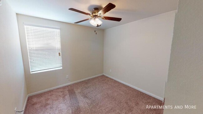 Building Photo - 328 Trestle Tree