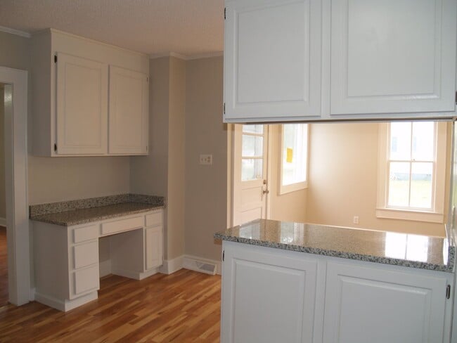 Building Photo - 415 Millsaps Rd