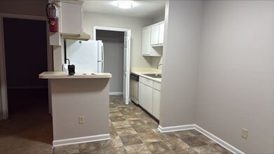 Building Photo - 3722 West Ave