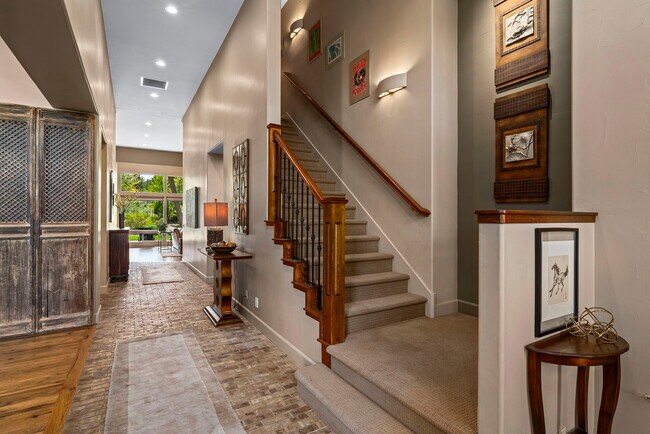 Building Photo - 14255 Sorrel Ln