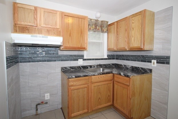 Building Photo - 22458 Tuscany Ave