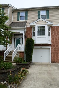 Building Photo - 3604 N Carriage Ct