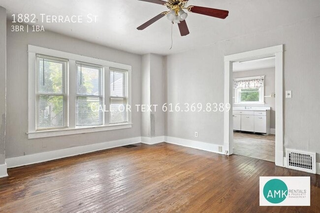 Building Photo - 1882 Terrace St