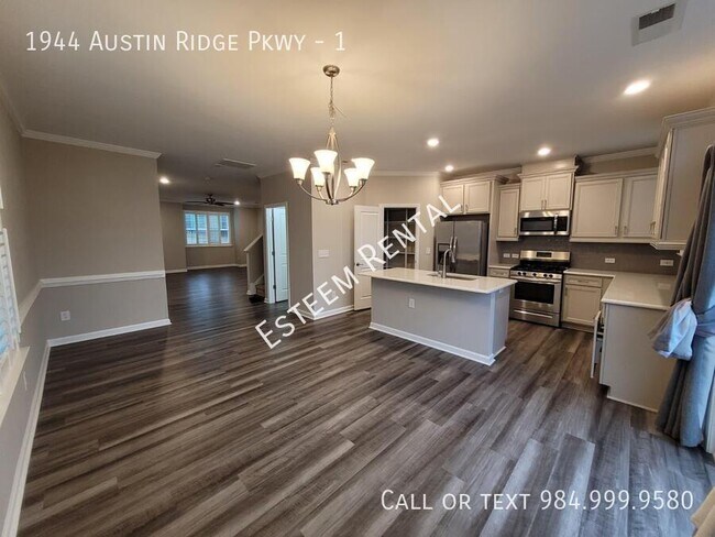 Building Photo - 1944 Austin Ridge Pkwy