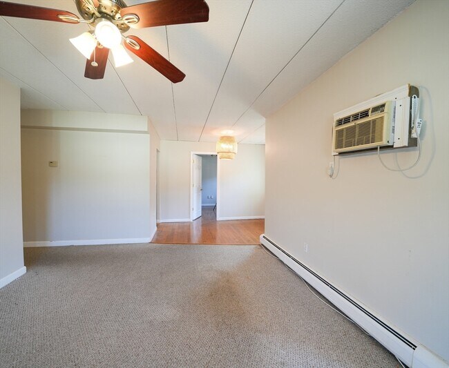 Building Photo - 16 Winter St