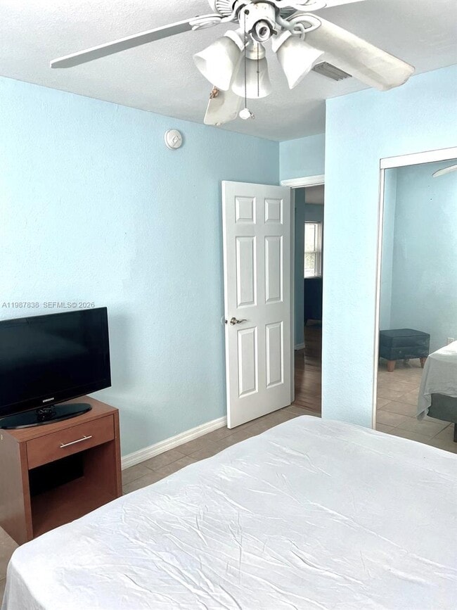 Building Photo - 31107 Ave I