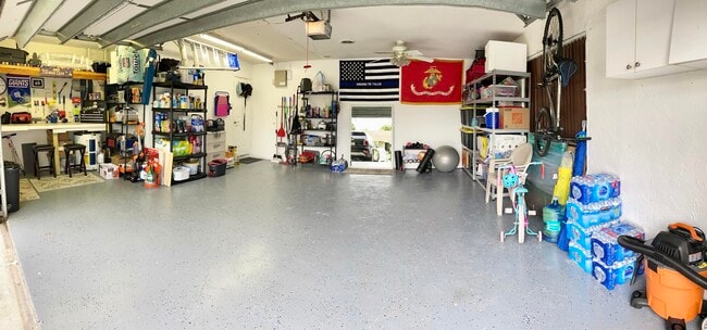 Building Photo - 480 Azure Ave