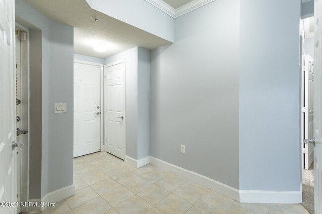 Building Photo - 11789 Surfbird Cir
