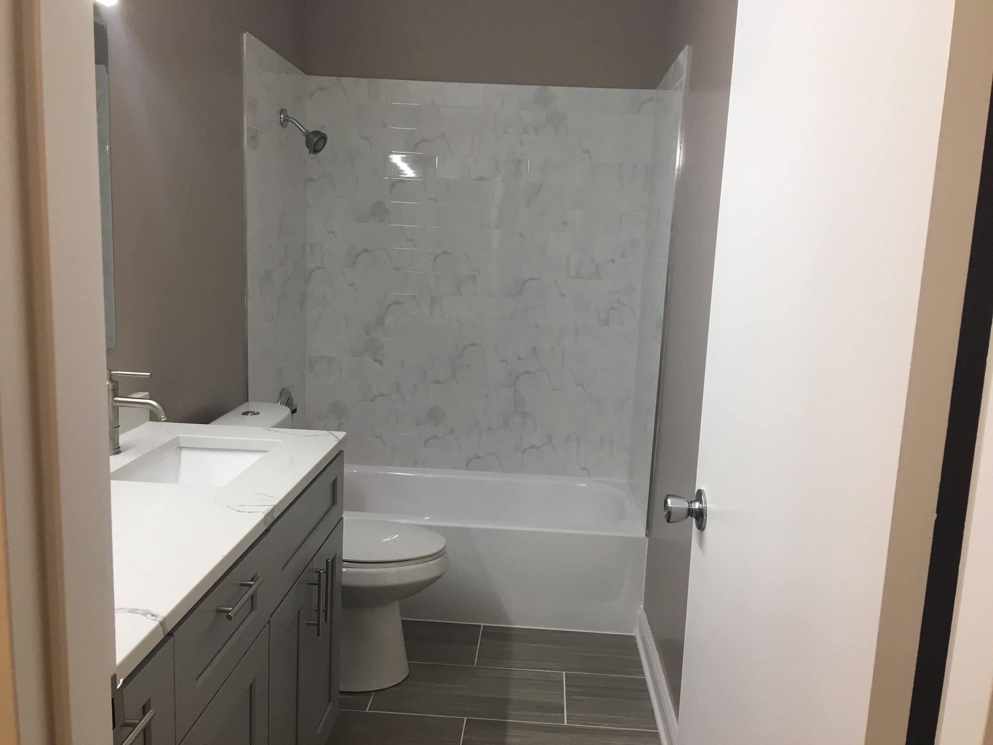 Hall Bath View 2 - 200 N Dearborn St