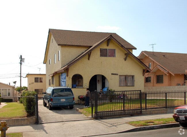 Primary Photo - 3622 Percy St