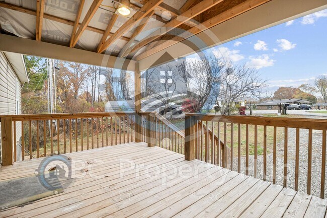 Building Photo - 97 Blakley Subdivision Rd