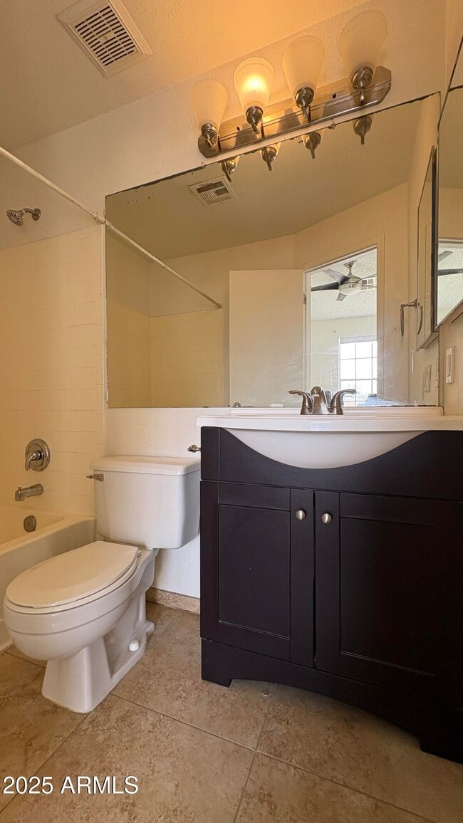 Building Photo - 18626 N 33rd Dr