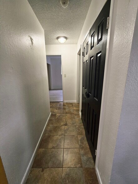 Building Photo - 2215 Gontier Dr