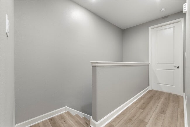 Building Photo - 2709 Hardy St