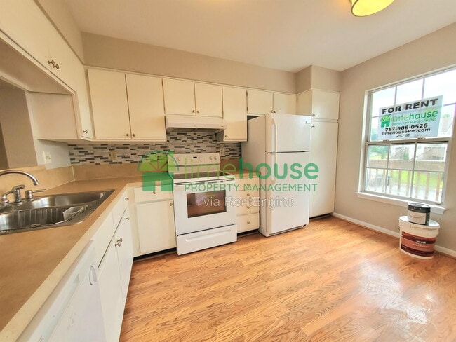 Building Photo - 4944 Willow Pointe Ln