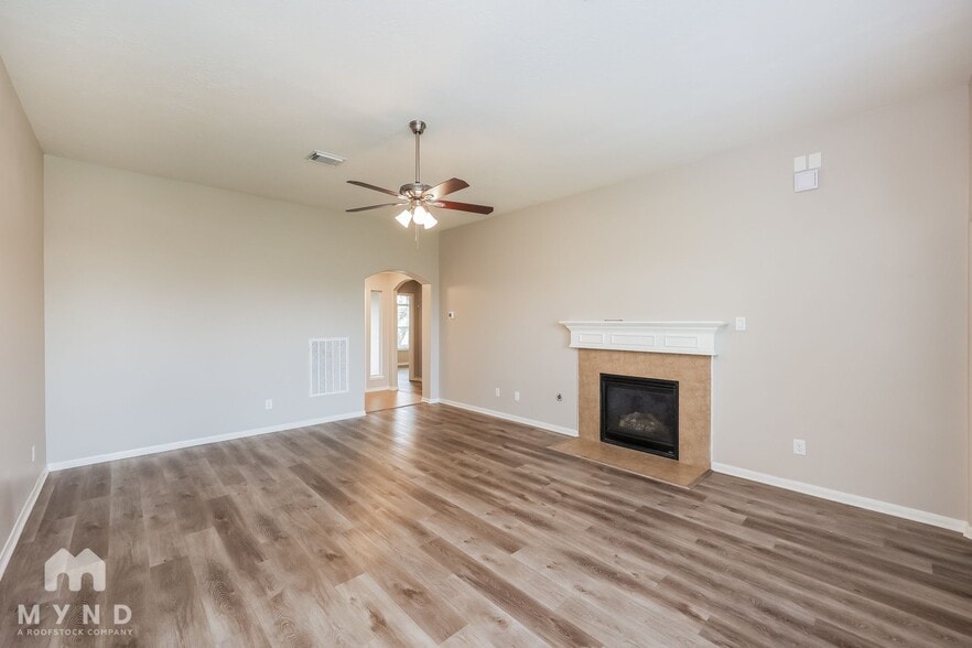 Building Photo - 4511 Monarch Blue Ln