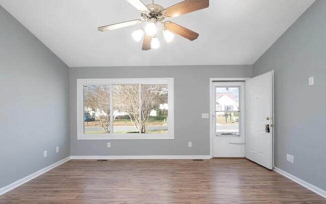 Building Photo - 5136 Wheat Dr SW