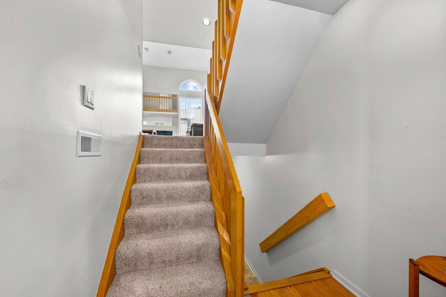 Building Photo - 6352 Aspen Ridge Blvd