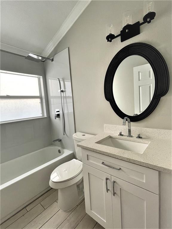 Building Photo - 304 Crisan Ct