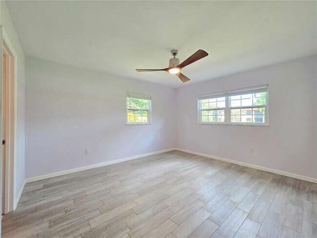 Building Photo - 12900 Vonn Rd