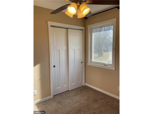 Building Photo - 28662 W Lake Dr