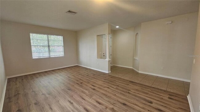 Building Photo - 2528 Ladoga Dr