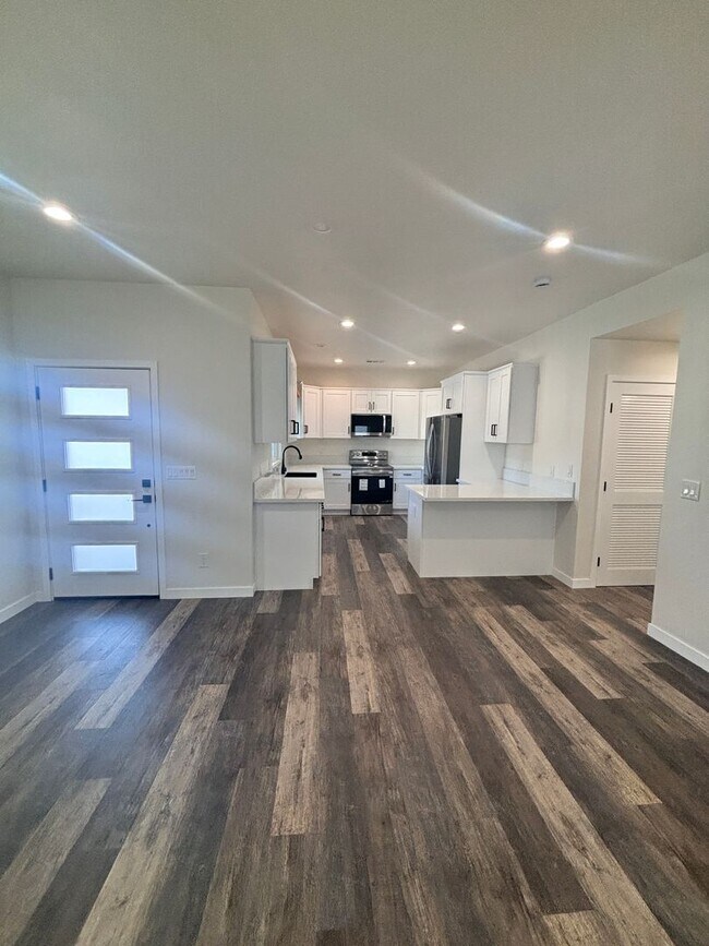 Primary Photo - NEW CONSTRUCTION! 3 BED/2 BATH RESIDENCE A...