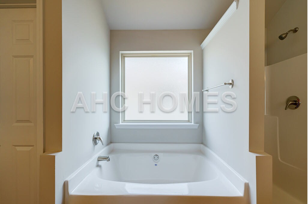 Building Photo - 5244 Halcyon Ct