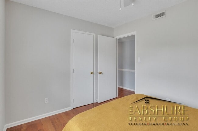 Building Photo - 2632 Meyerswood Dr