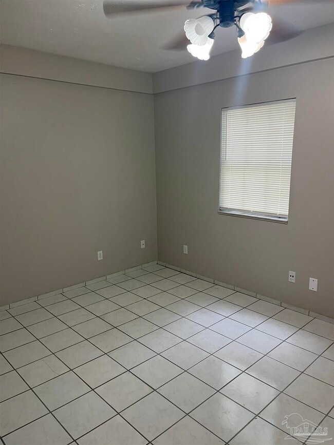 Building Photo - 5630 Wickford Ln