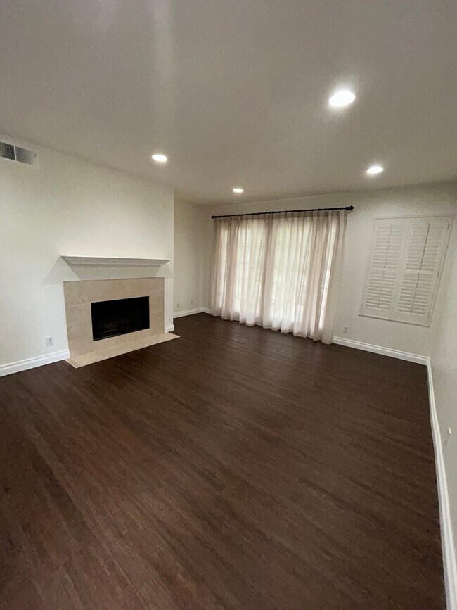 Building Photo - Listen to Running Streams-Ponderosa-2 bed/...