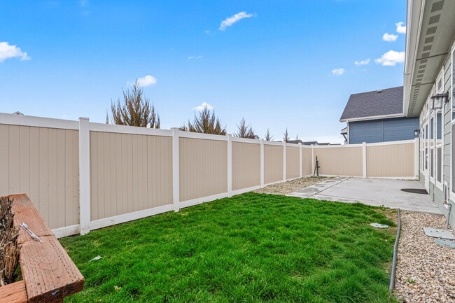 Building Photo - 12505 W Goldcrest St