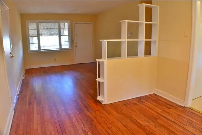 Building Photo - Hyatt Park