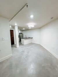 Building Photo - Happy Holler