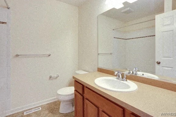 Building Photo - 748 Robin Rd