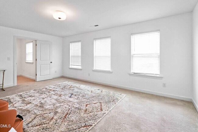 Building Photo - 396 Bent Willow Dr