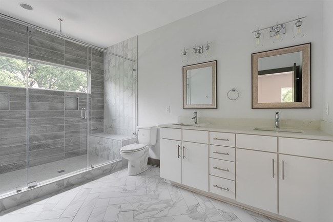 Building Photo - 1044 2nd Ave S